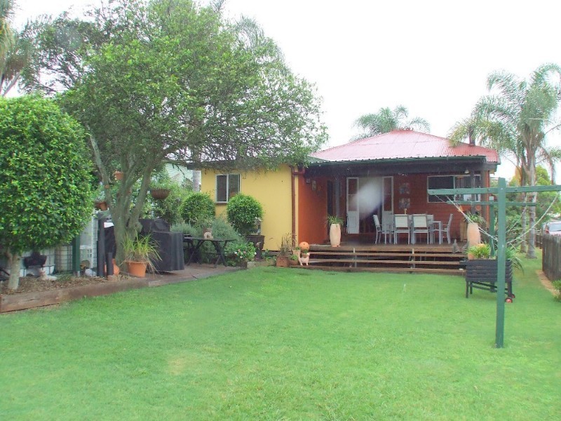 35 Arthur Street, Kingaroy QLD 4610