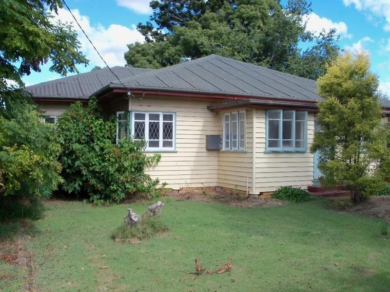 305 Haly Street, Kingaroy QLD 4610