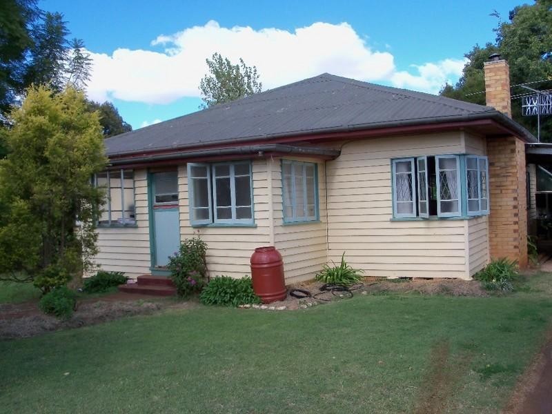 305 Haly Street, Kingaroy QLD 4610