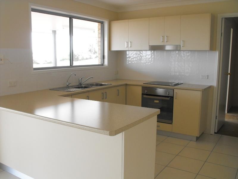 35 Bridgeman Parade, Kingaroy QLD 4610