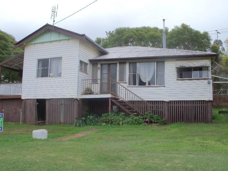 3 Main Street, Tingoora QLD 4608