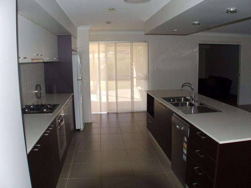 3 Dingle Close, Kingaroy QLD 4610