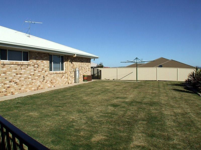 3 Dingle Close, Kingaroy QLD 4610