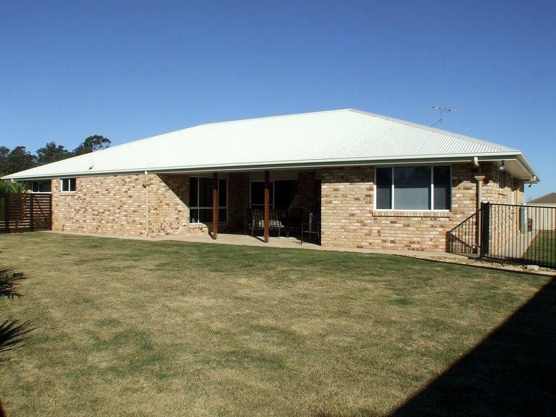 3 Dingle Close, Kingaroy QLD 4610