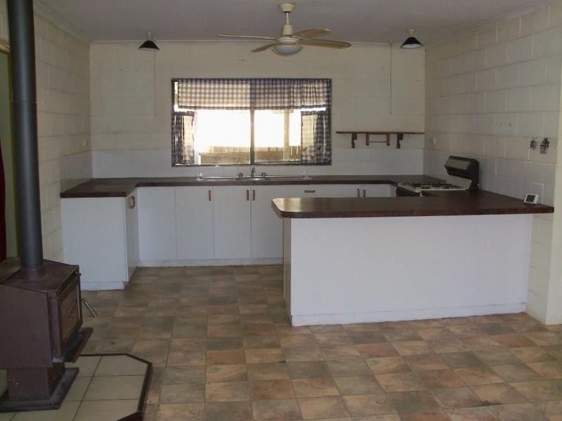 1722 Burnett Highway, Nanango QLD 4615