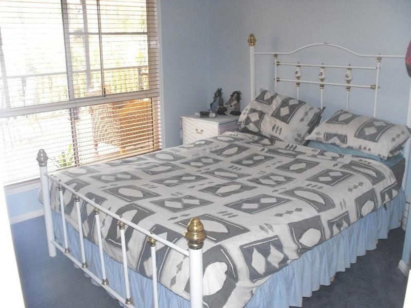 2 Dalkeith Street, Nanango QLD 4615