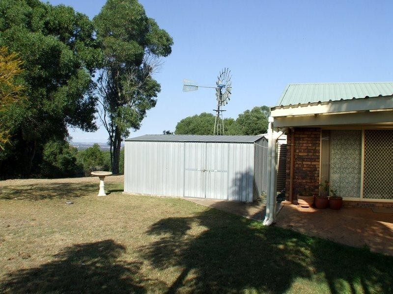 39 Cowie Drive, Kingaroy QLD 4610