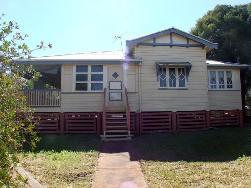 108 Haly Street, Kingaroy QLD 4610