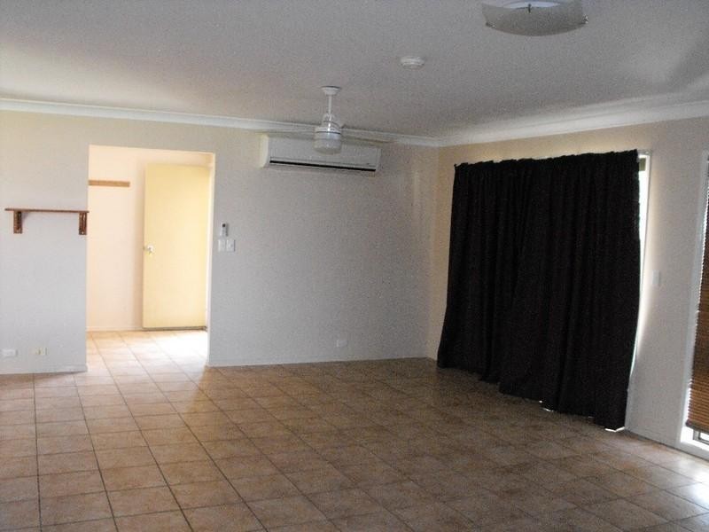 18 Birdie Street, Nanango QLD 4615