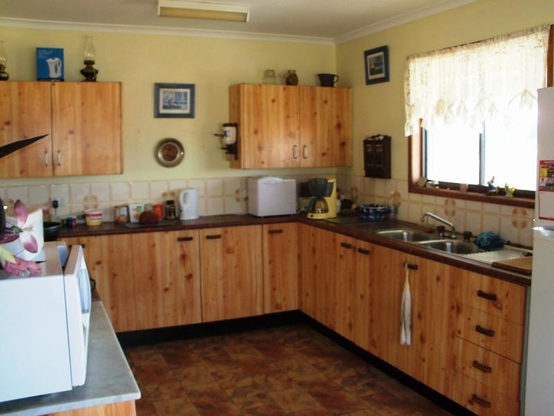866 Kumbia Road, Ellesmere QLD 4610