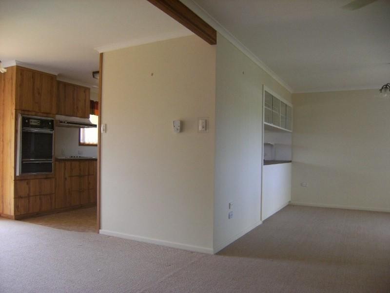 10 Gladys Street, Kingaroy QLD 4610