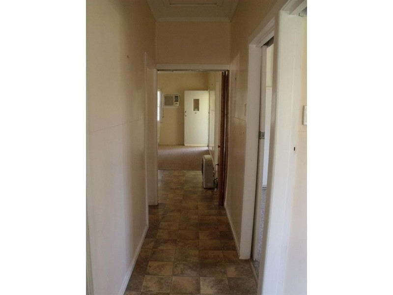 16 Knight Street, Kingaroy QLD 4610