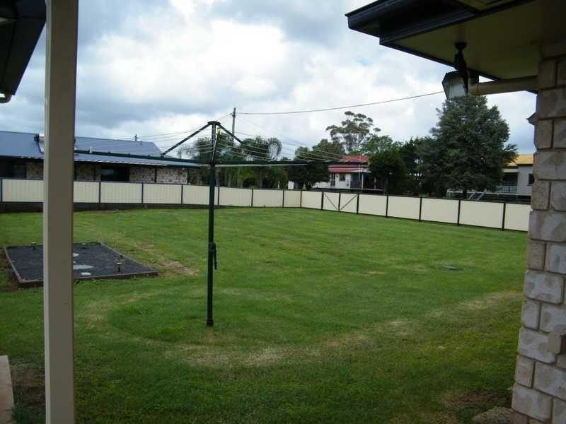 7 Matilda Street, Wooroolin QLD 4608