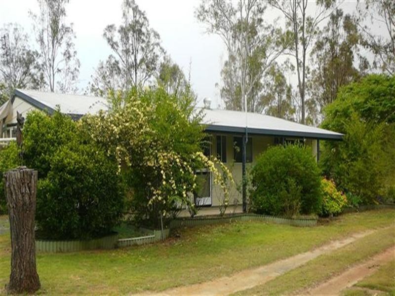 251 Carbeen Crescent, Nanango QLD 4615