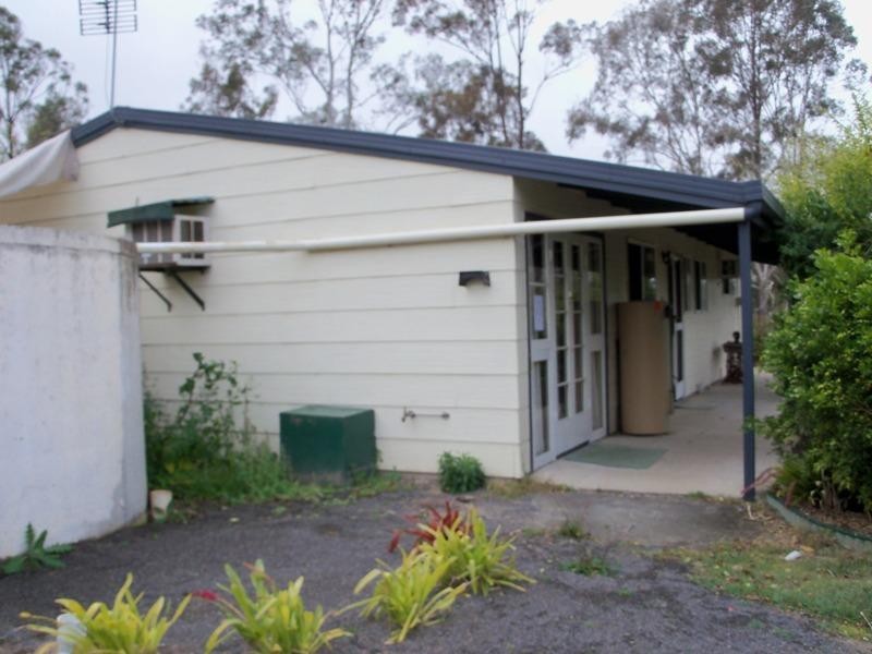 251 Carbeen Crescent, Nanango QLD 4615