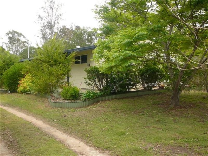 251 Carbeen Crescent, Nanango QLD 4615