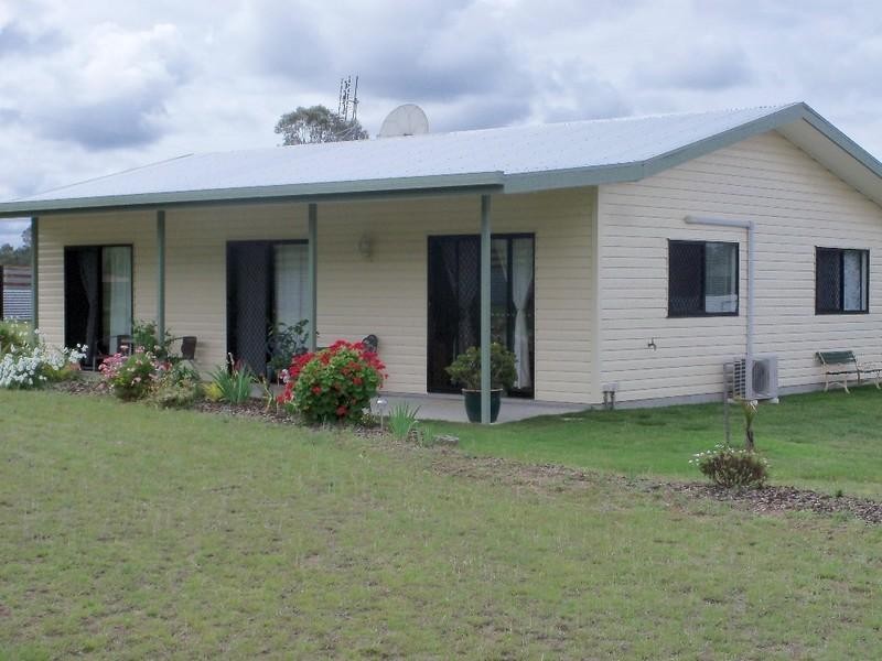 Wattle Camp QLD 4615