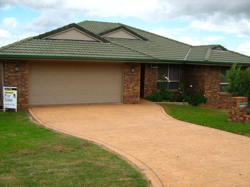 19 Freeman Court, Kingaroy QLD 4610