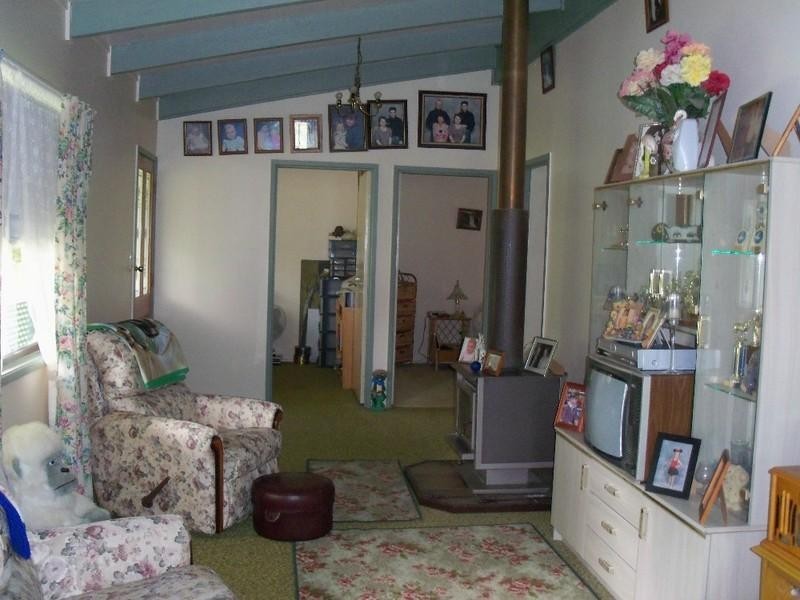 147 Toomeys Road, Taabinga QLD 4610