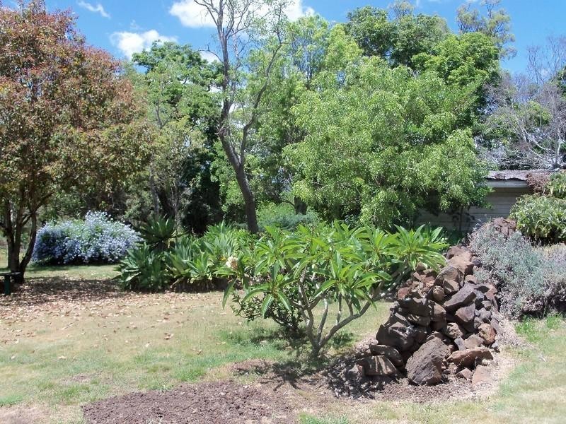 Ellesmere QLD 4610