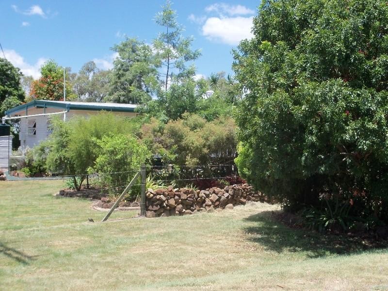Ellesmere QLD 4610