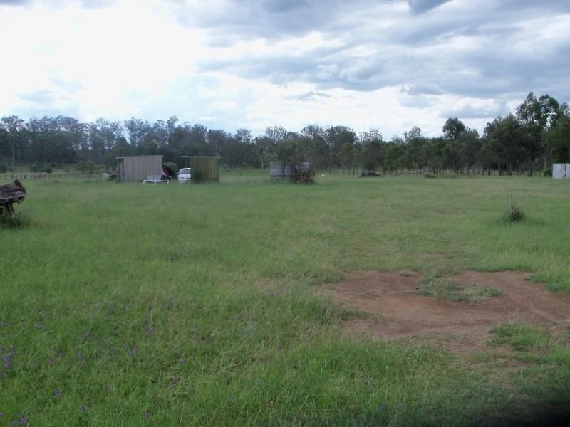 82 Andrews Road, South Nanango QLD 4615
