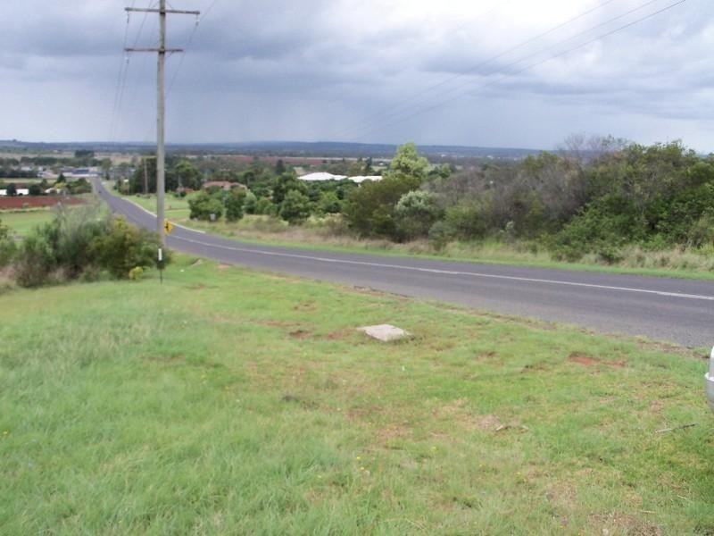 41 Sonaree Drive, Kingaroy QLD 4610