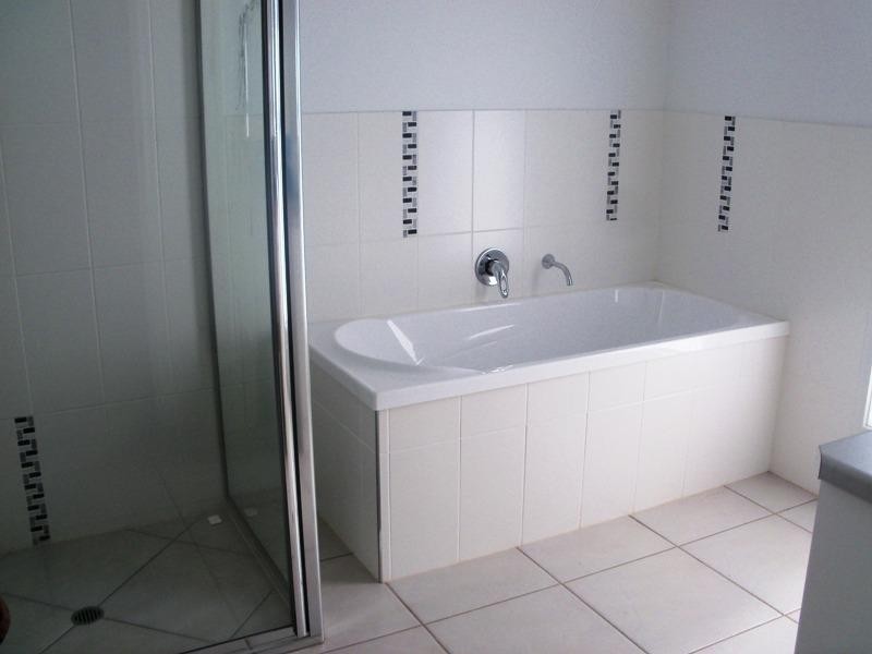 4 Bridgeman Parade, Kingaroy QLD 4610