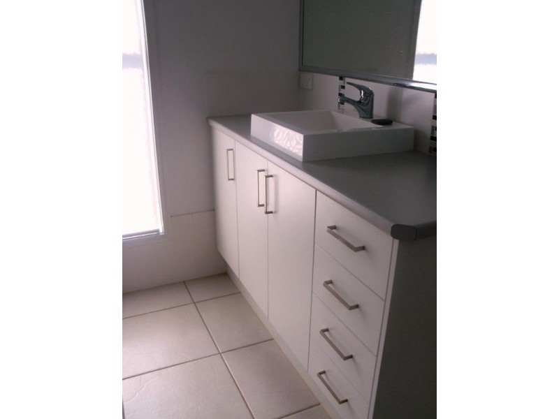 4 Bridgeman Parade, Kingaroy QLD 4610