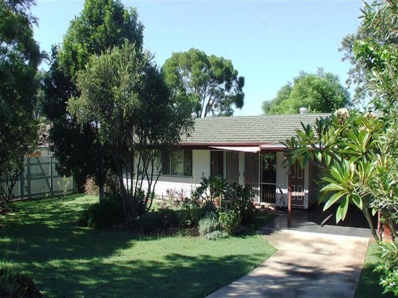 11 Joseph Street, Kingaroy QLD 4610