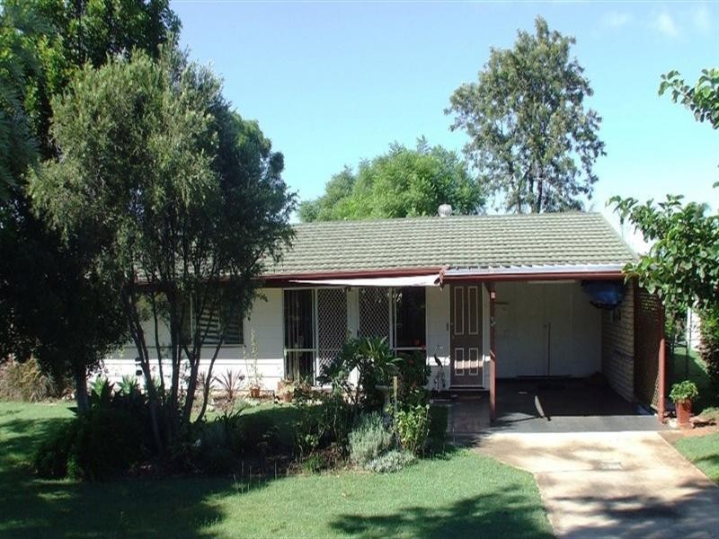 11 Joseph Street, Kingaroy QLD 4610