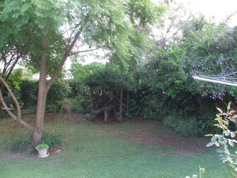 11 Joseph Street, Kingaroy QLD 4610