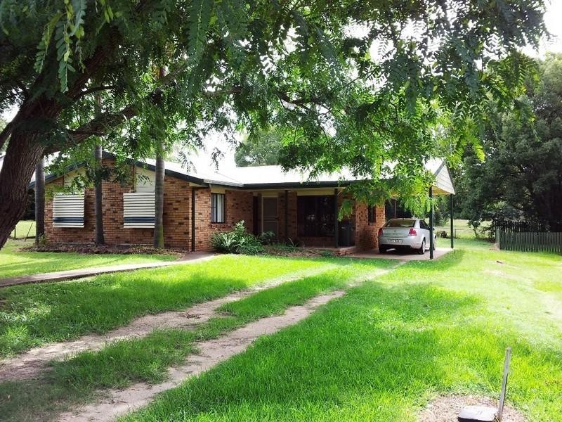 4 Willowglen Street, Kingaroy QLD 4610