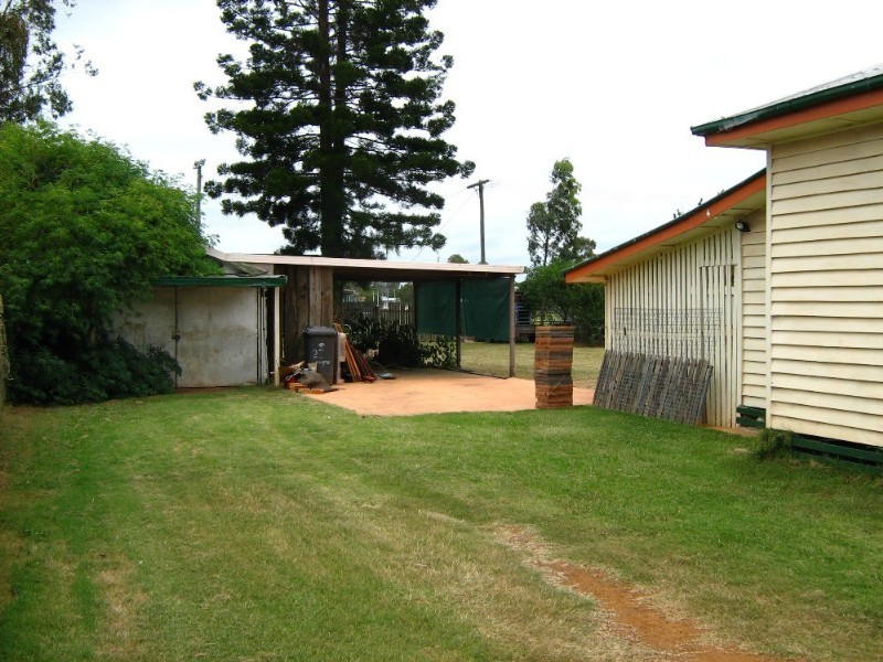 28 Youngman Street, Kingaroy QLD 4610