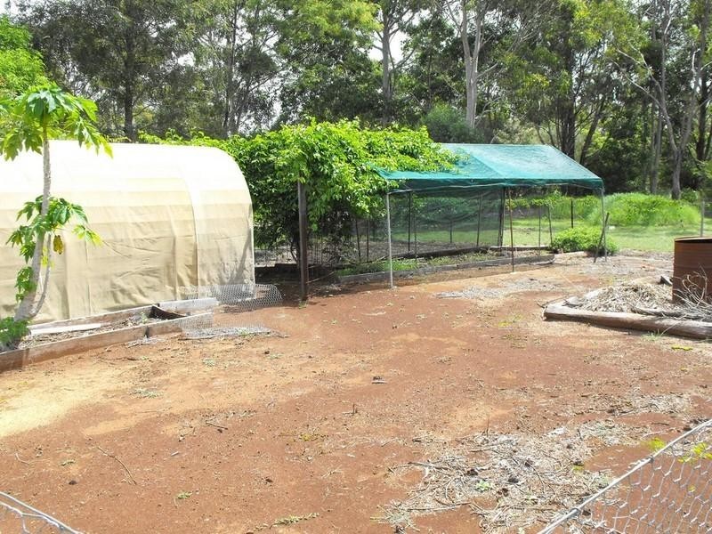 17 Curtis Road, Kingaroy QLD 4610