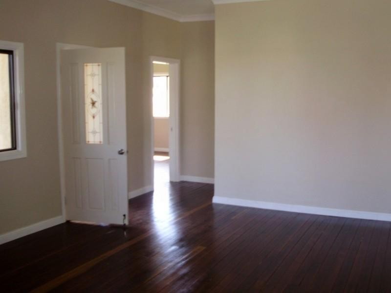 4 Moonya Street, Kingaroy QLD 4610