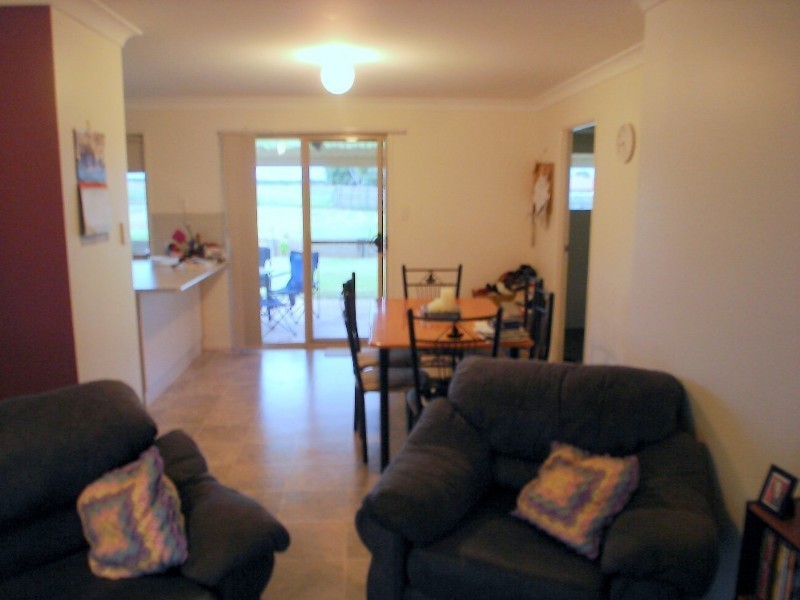 14 Frederick Street, Wooroolin QLD 4608