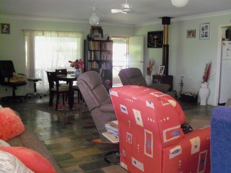 97 E Nanango Road, Nanango QLD 4615