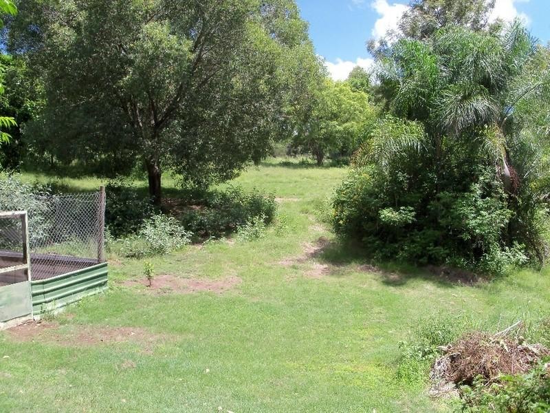 97 E Nanango Road, Nanango QLD 4615