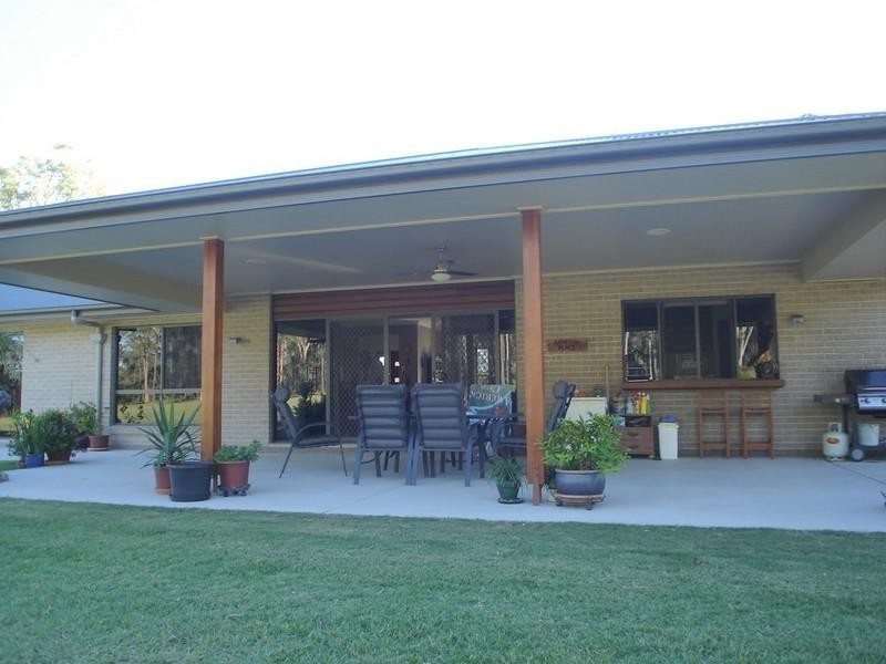 35 Tara Avenue, Nanango QLD 4615