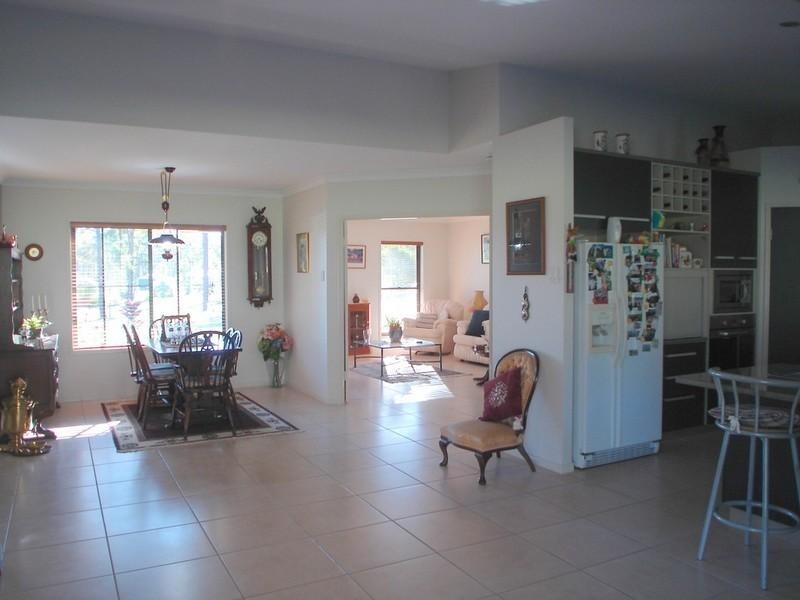 35 Tara Avenue, Nanango QLD 4615