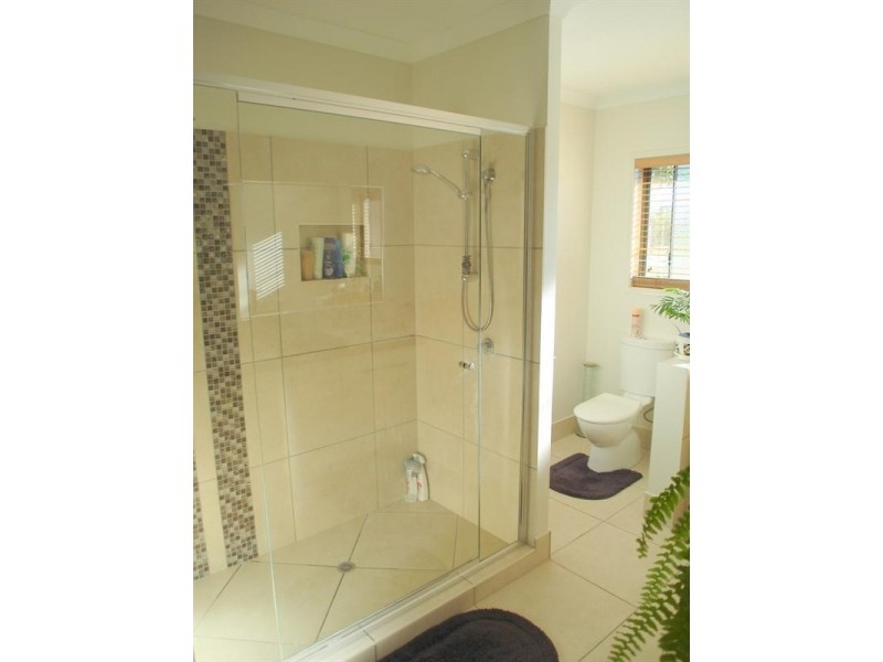 35 Tara Avenue, Nanango QLD 4615