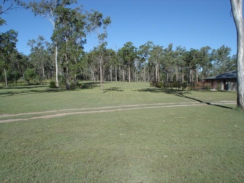 35 Tara Avenue, Nanango QLD 4615