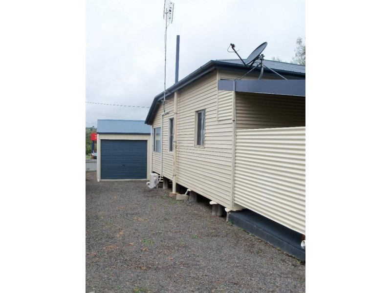 21 Fitzroy Street, Nanango QLD 4615