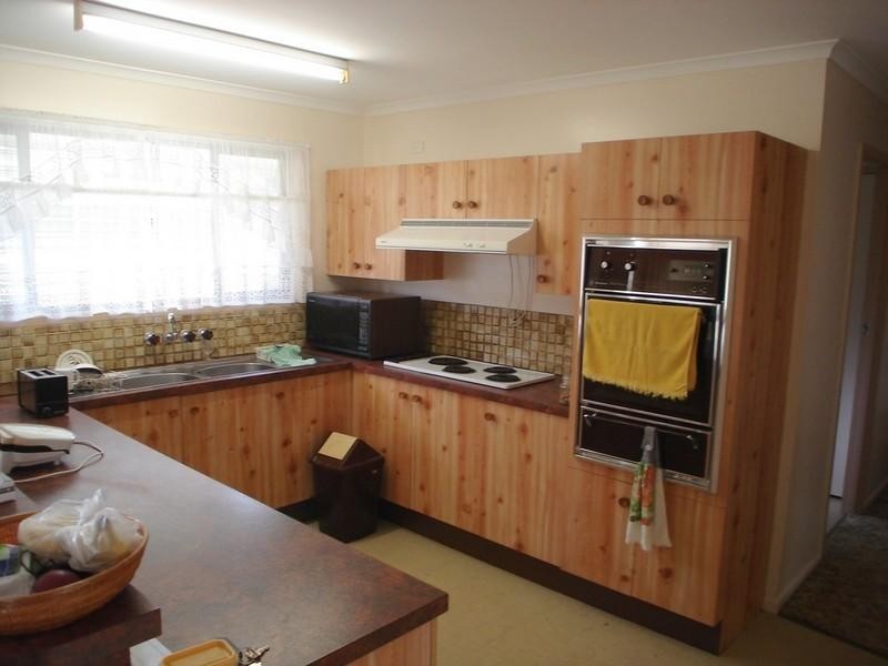 9 Gwen Street, Kingaroy QLD 4610