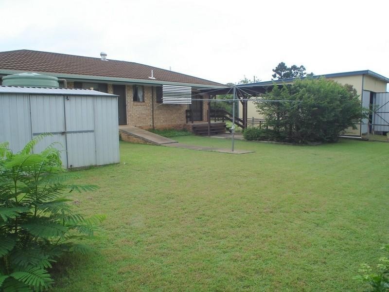 9 Gwen Street, Kingaroy QLD 4610