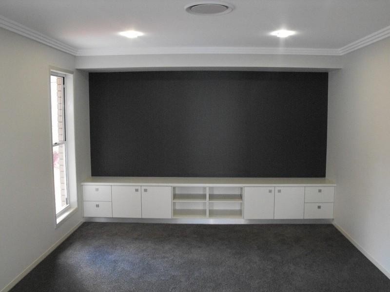 10 Allan Place, Kingaroy QLD 4610