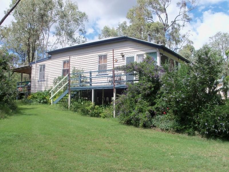 226 Heights Road, Nanango QLD 4615