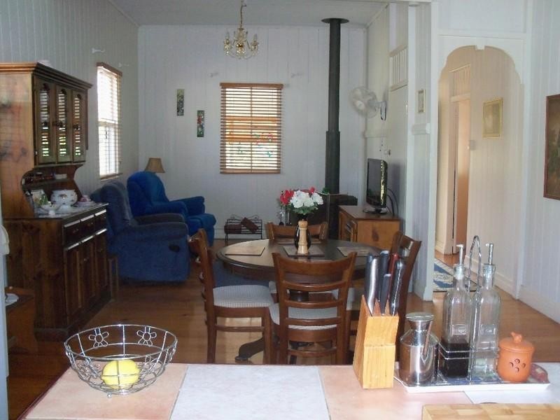 226 Heights Road, Nanango QLD 4615