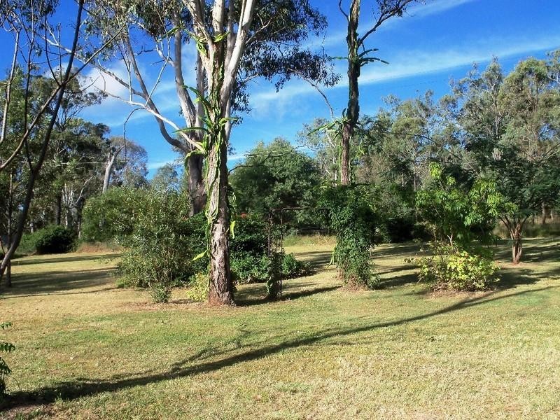 226 Heights Road, Nanango QLD 4615